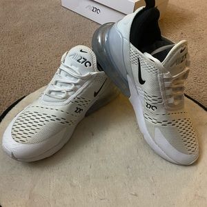 Nike Air Max 270, size men’s 8, white/black